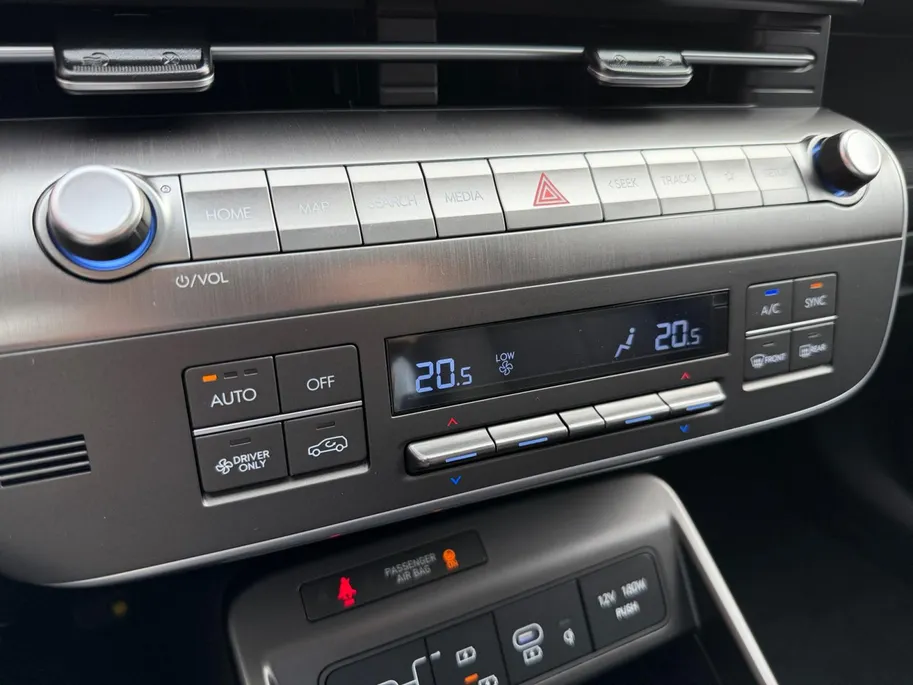 Hyundai Kona 1.6 GDI HEV Premium Sky | Z&Z Topdeal! | Van € 44.190,-, nu voor € 38.690,- |