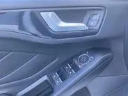 Ford Focus 2.3 EcoBoost ST-3 Performance 280 pk Performance Pack - Recaro Sportstoelen - Panoramadak - Adaptieve LED verlichting Trekhaak