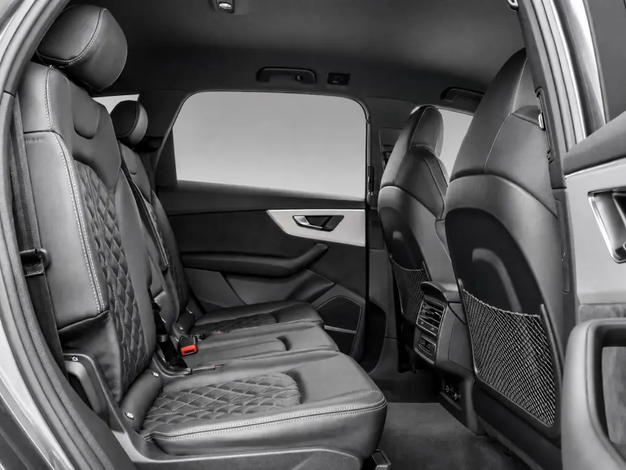 Audi Q7 60 TFSIe 462pk S-tronic Quattro Pro Line S Comp. · 360 Camera · Leder Valcona · Inklap. Trekhaak · B&O Sound · Keyless · Elek. Stoelen + Geheugen Bestuurder ·