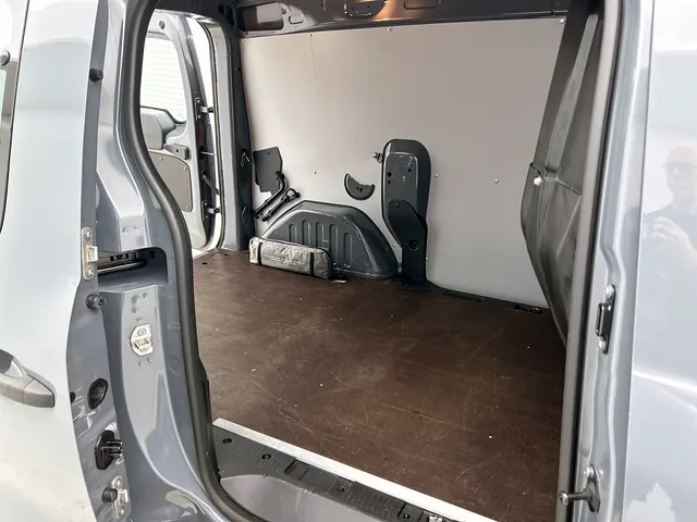 Renault Express 1.5 dCi 75PK Comfort | NAVI | AIRCO | 1e EIGENAAR | DEALER ONDERHOUDEN | PARK. SENSOREN