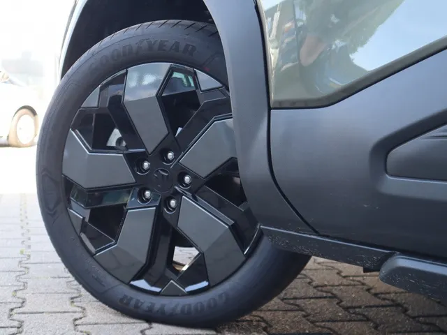 Suzuki e Vitara Style 61 kWh