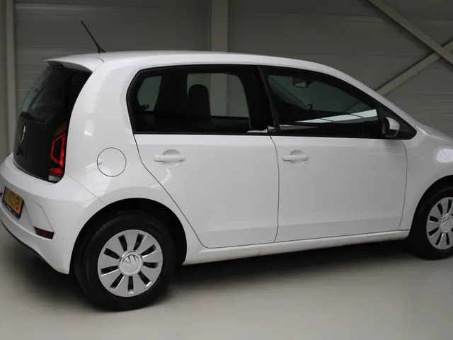 Volkswagen up! 1.0 5-drs | Airco | Radio | All Season banden