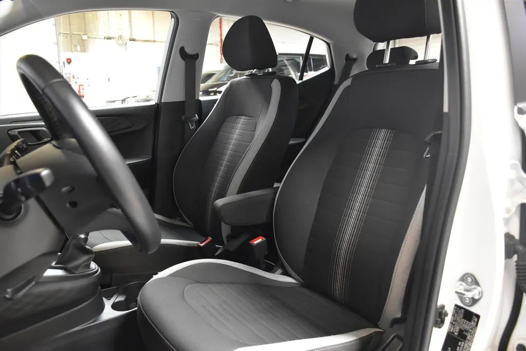 Hyundai i10 1.0i Automaat Comfort Smart Navi | Camera | Airco