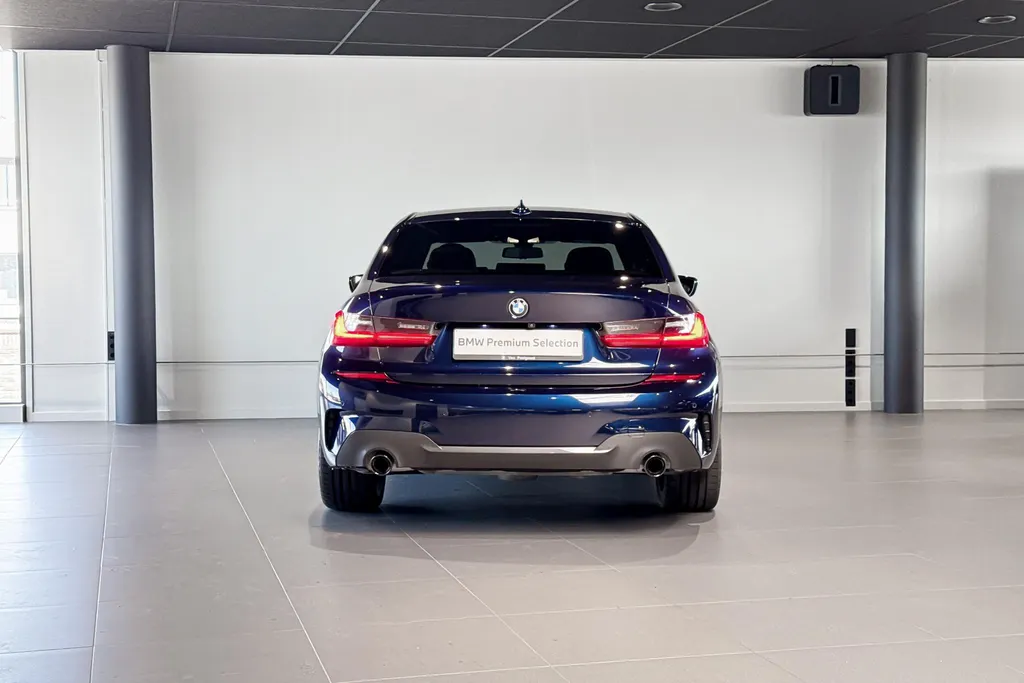 BMW 3 Serie Sedan 330e High Executive