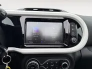 Renault Twingo 1.0 SCe Intens | 1e Eigenaar | Cabrio | LMV | Parkeersensoren | Climate Control | Unieke Auto |