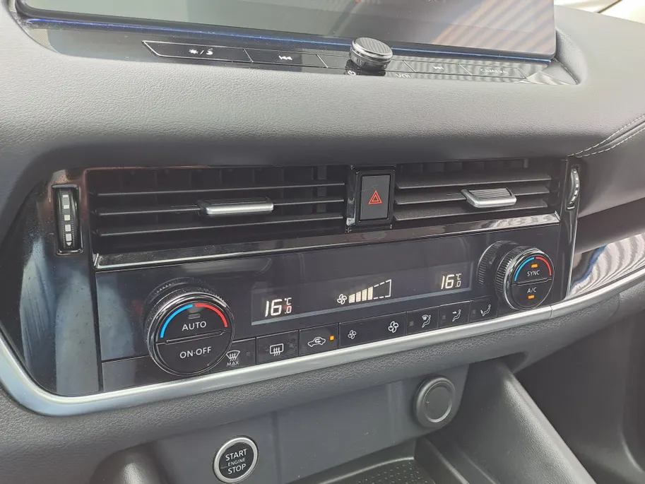 Nissan QASHQAI 1.3 MHEV Xtronic N-Connecta | Automaat | Panorama Dak | Navi | 360 Camera | Cruise control adaptief