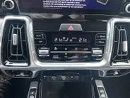 Kia Sorento 1.6 T-GDI Hybrid 2WD ExecutiveLine 5p. | Apple Carplay / Android Auto | Navigatiesysteem | Elektrisch Verstelbare Voorstoelen | Bestuurdersstoel met Geheugen | Elektrisch Schuif / Kanteldak | Elektrisch Bedienbare Achterklep | Stoelverwarming + Stoelkoeli