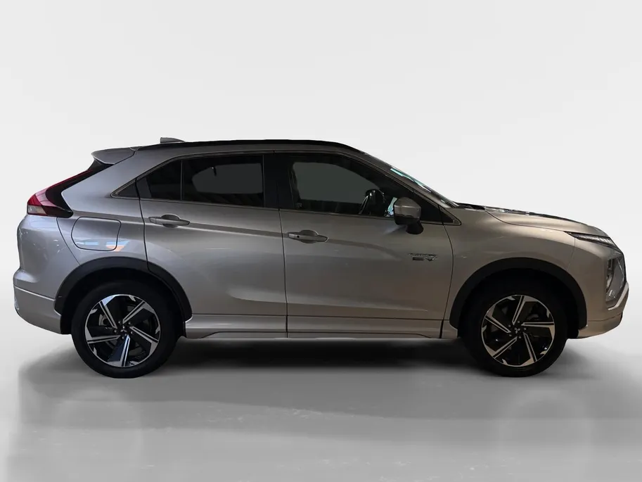 Mitsubishi Eclipse Cross 2.4 PHEV Instyle WK DEAL € 500,- korting | Schuif-/ kanteldak | Achteruitrijcamera | Parkeersensoren voor & achter | Stoelverwarming | Navigatie | Trekhaak | BOVAG GARANTIE |