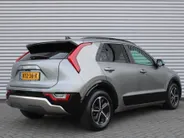 Kia Niro 1.6 GDi Hybrid DynamicPlusLine | Schuif-/kanteldak | Stuur-/stoelverwarming | Cruise adapt. | Camera | Clima | 16' LM | Navi |