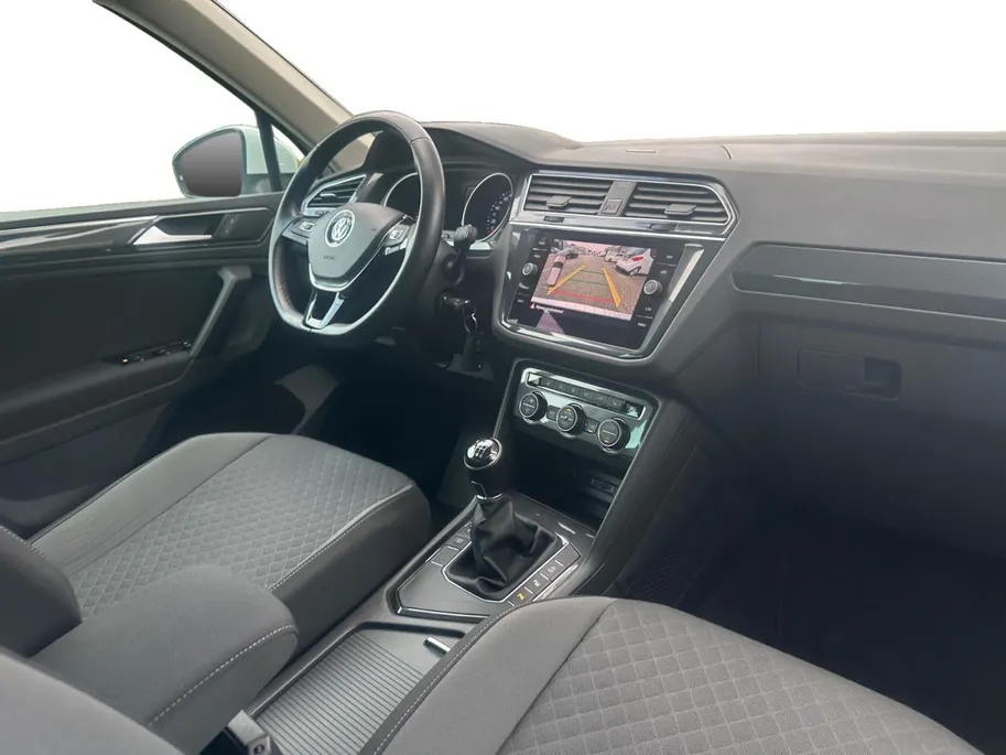 Volkswagen Tiguan 1.4 TSI Comfortline | Head Up | ADA | Camera |