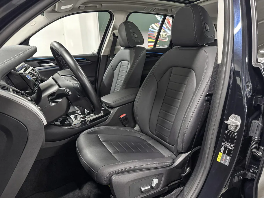 BMW iX3 Executive