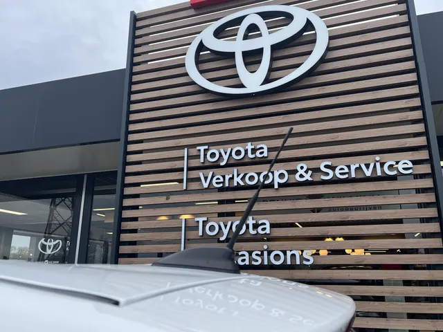 Toyota Aygo X 1.0 VVT-i MT first Edition | Stoelverwarming