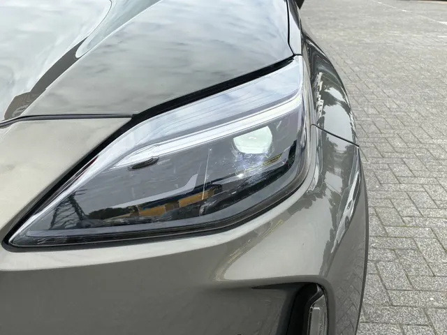 Toyota Yaris Cross Toyota Yaris Cross 1.5 Hybrid Executive | Trekhaak | HUD | JBL | PDC V+A