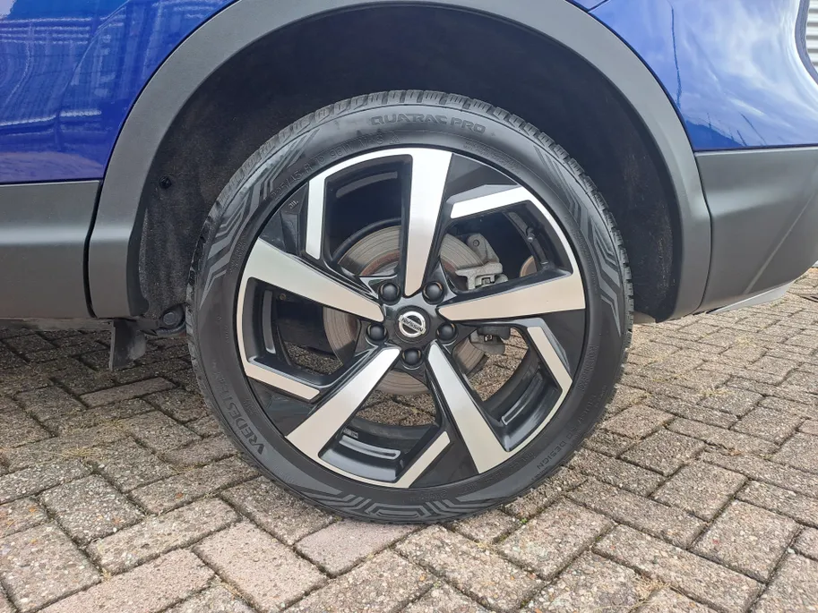 Nissan QASHQAI 1.3 DIG-T Design Edition | Automaat | Trekhaak | Pano Dak | Navi | Cruise | Camera | Apple Carplay/Android Auto | Stoel verrw.