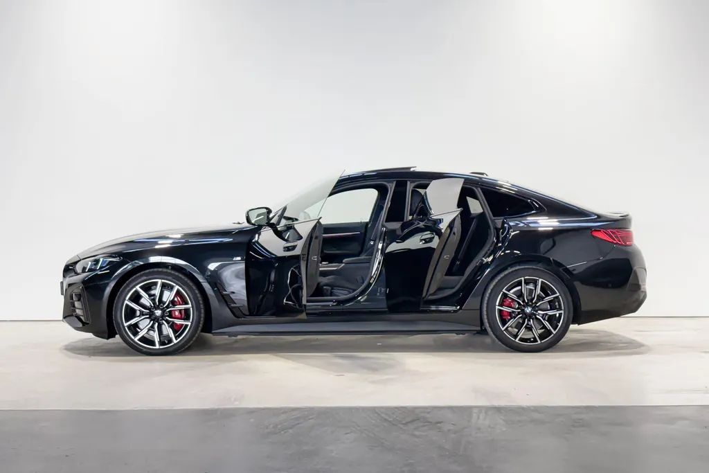 BMW i4 eDrive35 M Sport Edition M Sportpakket Pro