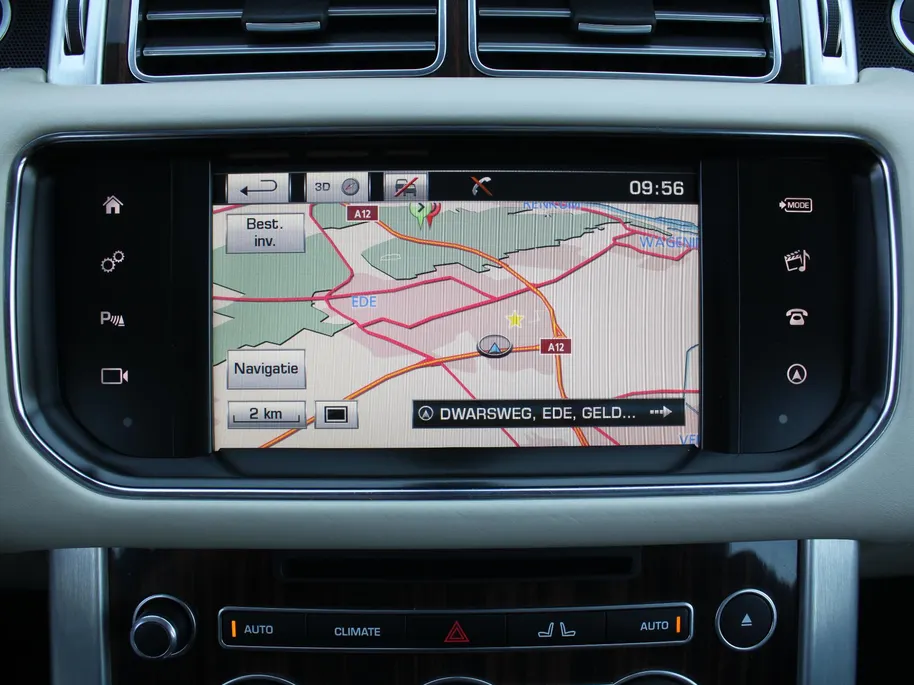 Land Rover Range Rover 4.4 SDV8 Autobiography | Uniek 4.4 V8 | Nieuwstaat | Elek. trekhaak | Luchtvering | Stuur-/voorruit-/stoelverwarming + ventilatie | Massage-/geheugenstoelen | Leer | Schuifdak | 360 Camera | 21' LM |