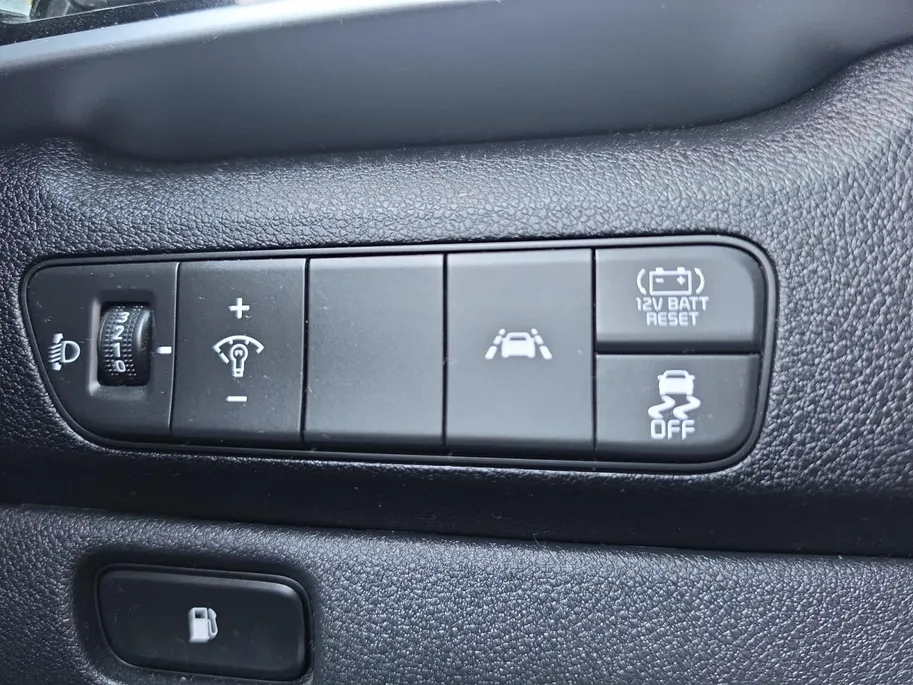 Kia Niro 1.6 GDi Hybrid DynamicLine | Navigatie | Parkeersensoren | Climate control | Trekhaak