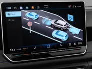 Volkswagen Tiguan 1.5 eHybrid 272pk DSG R-Line Business · Trekhaak · Panoramadak · Dodehoeksensoren · Apple/Android Car Play · Camera · Garantie t/m 23-08-2028 of 100.000km