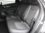 Kia EV6 Air 84 kWh | Stuur-/stoelverwarming | Camera | Cruise adapt. | Telefoonlader | Clima | Navi | 19' LM | LED | Apple Carplay/Android Auto |