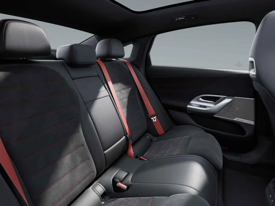 Mercedes-Benz C-Klasse 400 4MATIC Launch Edition 94 kWh