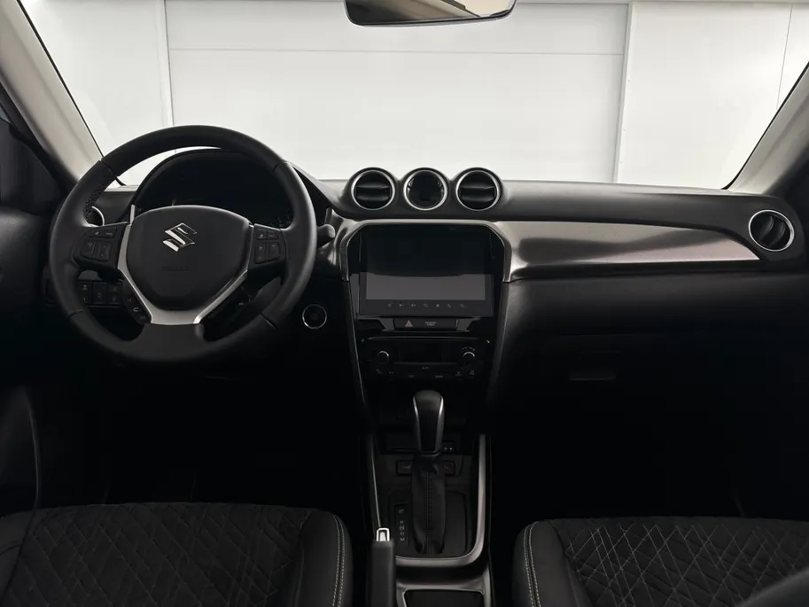 Suzuki Vitara 1.4 Style Smart Hybrid Automaat | Panoramadak | €2.000,- + €750,- voorraadkorting!