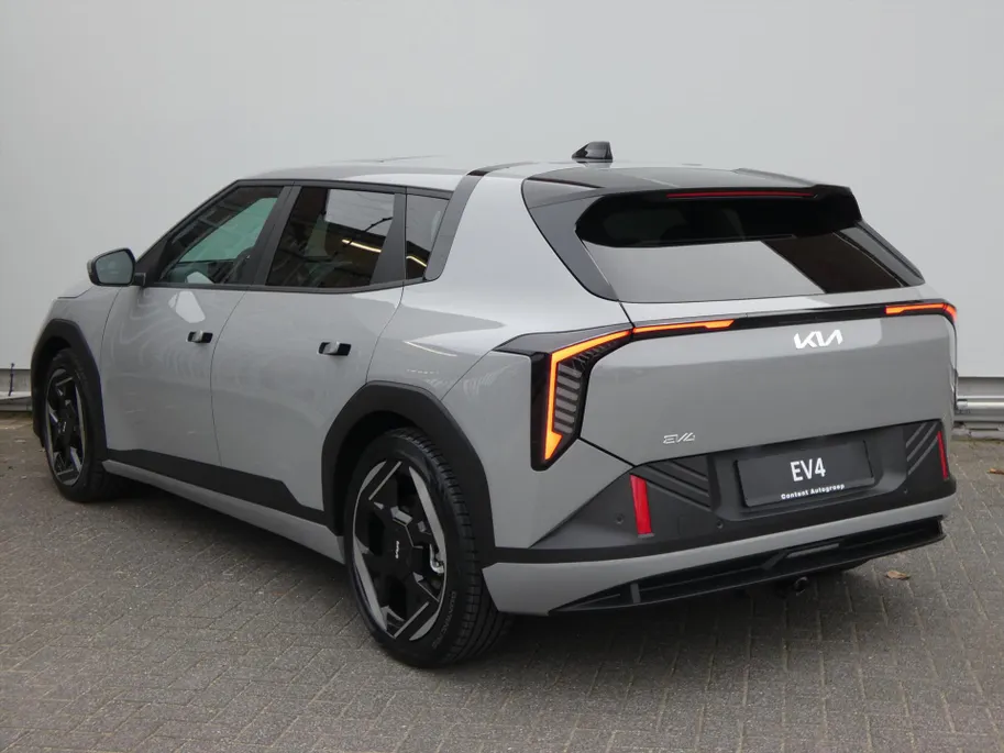 Kia EV4 58,3 kWh 204PK Plus Advanced