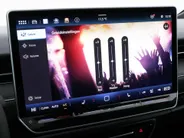 Volkswagen ID.7 Pro Business 286pk 77 kWh · SOH 97,2% · 360 Camera · Head-Up · Alarm · Elek. Trekhaak · Keyless · Elek. Voorstoelen · 20'' Inch · Gratis onderhoud & APK t/m 30-01-2030 · EXTRA INRUILKORTING ·