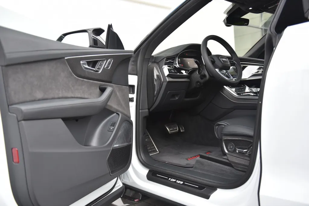 Audi RSQ8-R ABT 740PK QUATTRO