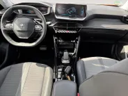 Peugeot e-2008 EV Allure Pack 50 kWh | Stoelverwarming | Cruise | Camera