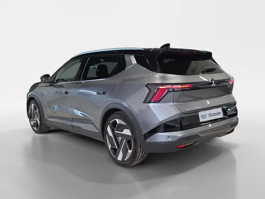 Mitsubishi Eclipse Cross Instyle 87 kWh Lederen bekleding | 360 camera | Stoel-/ stuurverwarming | Carplay / Android Auto | Panoramadak |