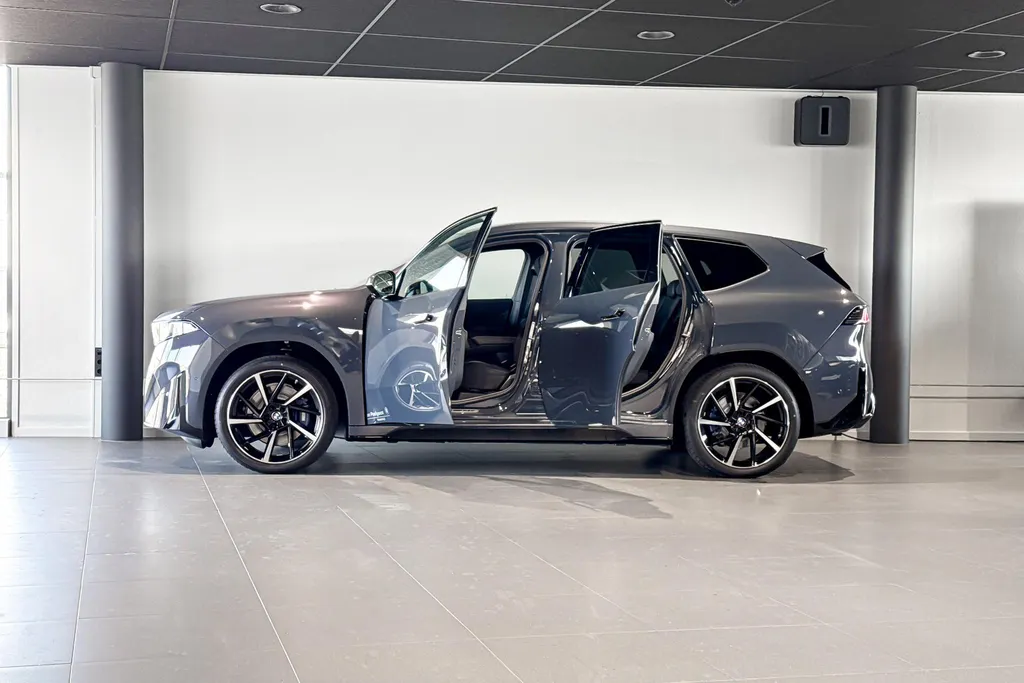 BMW iX3 40 eDrive 83 kWh