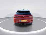 Volkswagen T-Roc 1.5 eTSI R-Line First Edition (360° Camera, Schuif-kanteldak, Elektrische achterklep, etc.)