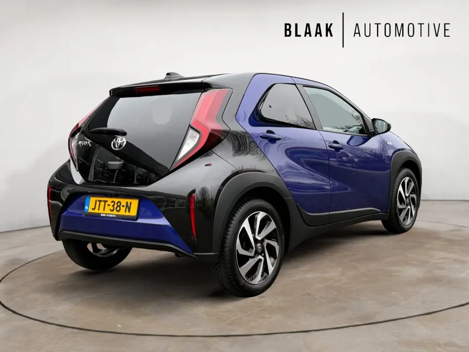 Toyota Aygo X 1.0 VVT-i MT Pulse | Bi-tone | all seasons | Android/Apple Carpl