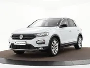 Volkswagen T-Roc 1.5 TSI 150pk DSG Sport Apple/Android Car Play · Elek. Achterklep · Stoelverwarming · Cruise Control · Navigatie ·
