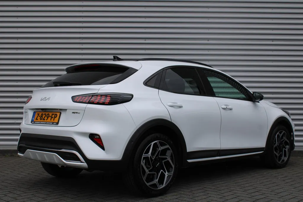 Kia XCeed 1.5 T-GDi DCT7 GT-PlusLine | Automaat | JBL Audio | Pano | 18 inch | Navi | Elek. stoelverstelling |