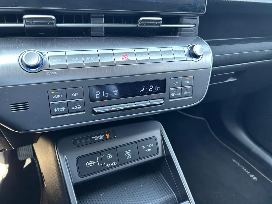 Hyundai Kona 1.6 GDI HEV Comfort Smart | Camera | Stoelverwarming | Navi | Elek. achterklep