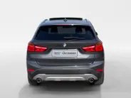 BMW X1 sDrive20i High Executive *Automaat*Navi*Camera*Schuif/kanteldak*Climate Control*Stoelverwarming*Lederen bekleding*LM. Velgen*Zeer nette auto!