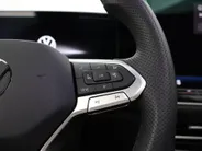 Volkswagen Passat Variant 1.5 eTSI 272pk DSG R-Line Edition · Panoramadak · Camera · Inklap. Trekhaak · Harman Kardon Sound · Head-Up Display · Massagefunctie · Garantie t/m 13-03-2030 of 100.000km