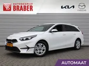 Kia Ceed Sportswagon 1.5 T-GDi DynamicPlusLine | Stoel- & stuurverwarming | Camera | Clima | Cruise adapt. | LED | Navi | Elek. achterklep | 16" LM |