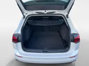 Volkswagen Golf Variant 1.0 eTSI Life Business LED | CarPlay | Parkeersens. | Adapt. cruise control | Digitaal cockpit | Etc.