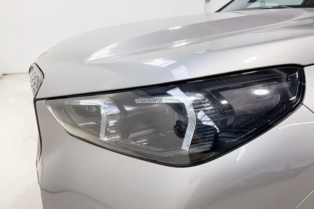 BMW iX1 eDrive20 67 kWh