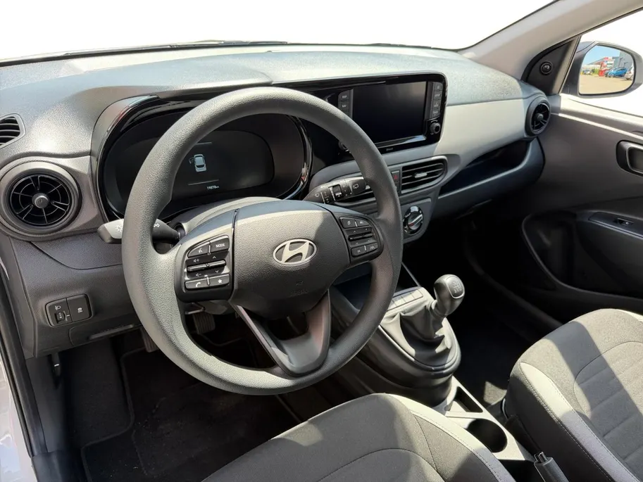 Hyundai i10 1.0 Comfort | Navigatie | Achteruitrijcamera | Parkeersensoren achter | Airco | Apple Carplay/ Android Auto