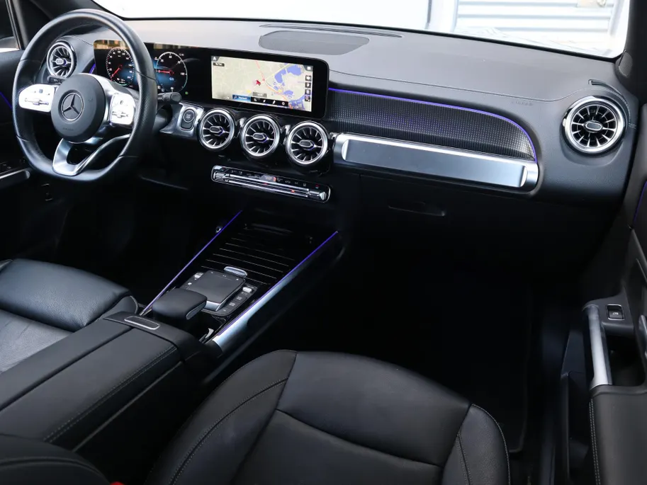 Mercedes-Benz EQB 250 AMG Line 7p. 67 kWh l Keyless l Stoelverwarming l Ambiente lichtpakket