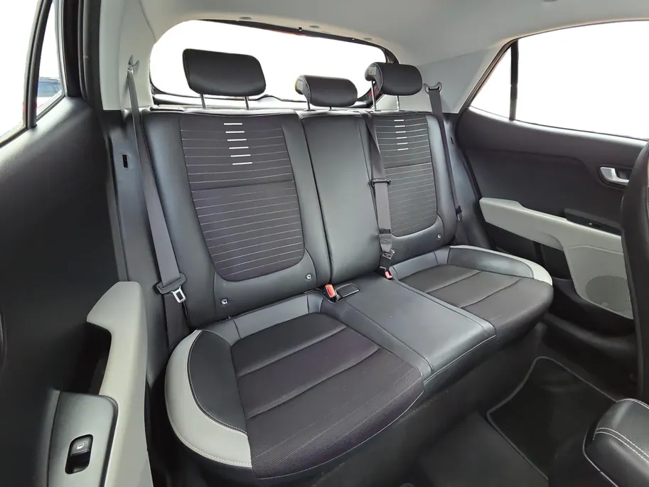 Kia Stonic 1.0 T-GDi Sports Edition Navi | Camera | Cruise Control | Carplay | Metallic lak | LM Velgen 17' | NAP