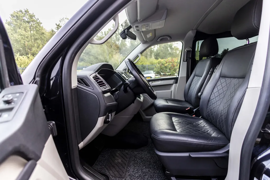 Volkswagen Transporter 2.0 TDI L2H1 DC 4Motion Highline EX.BTW