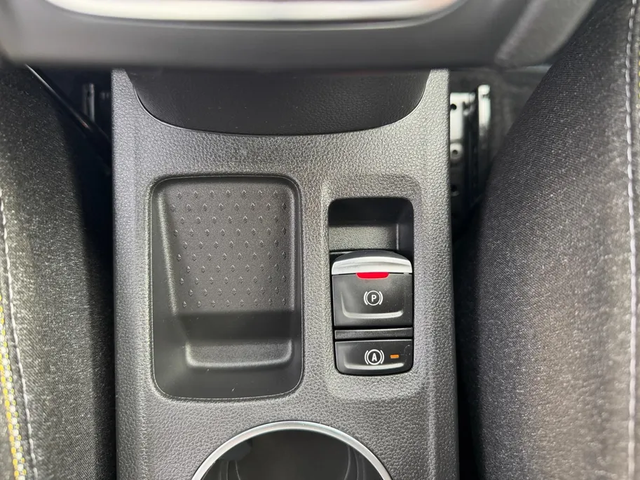 Renault Captur 1.6 E-Tech full hybrid 145 techno | Automaat | Navigatie | Trekhaak | Camera & Dashcam | Apple Carplay & Android Auto | Cruise & Climate Control | 12 Maanden BOVAG Garantie