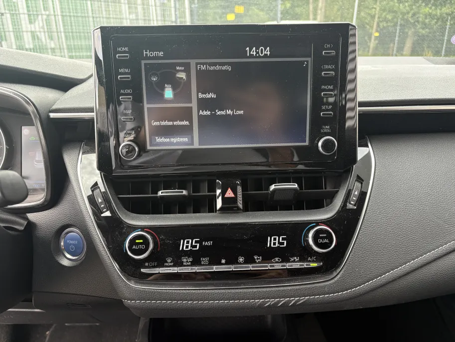 Toyota Corolla Touring Sports 1.8 Hybrid Business | Camera | Adaptieve Cruise | Airco | Apple Carplay/Android Auto