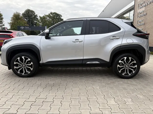 Toyota Yaris Cross 1.5 Hybrid 115 Dynamic | Blindspot | Parkeersensoren V+A