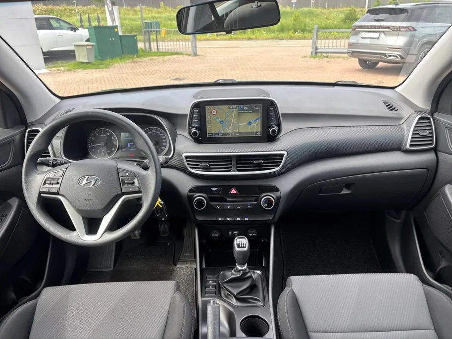 Hyundai Tucson 1.6 GDI Comfort *Navi+Camera*Trekhaak*Airco*LM.Velgem*Zeer nette auto!
