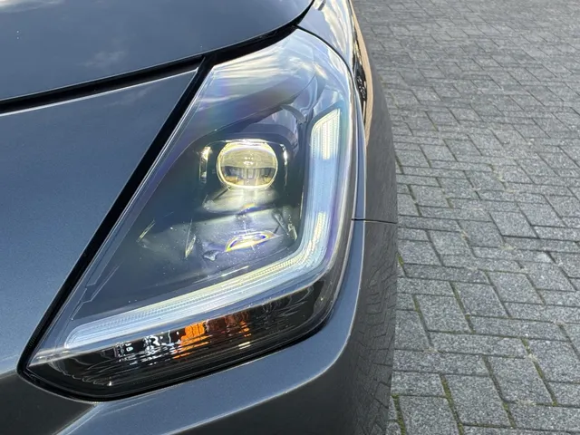 Suzuki Swift 1.2 Style Automaat | Stoelverw. | Adapt. Cruise